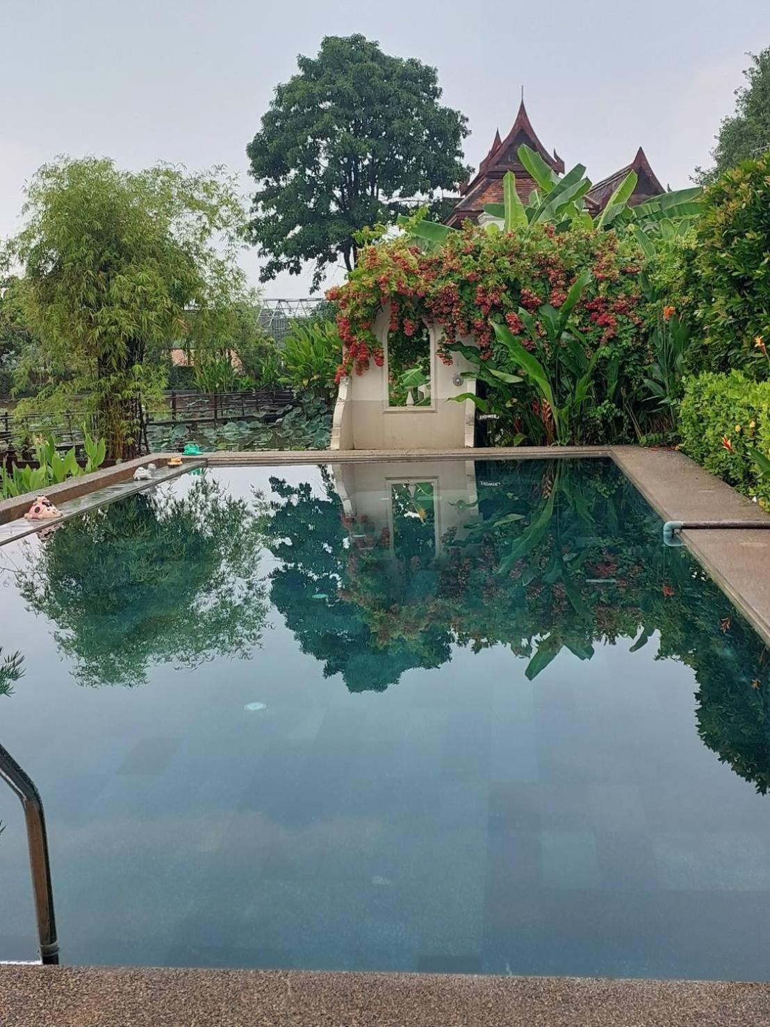 Ayutthaya Garden River Home Ban Bang Krasan Eksteriør billede